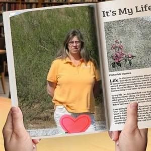 Meet your Posher, Debbie